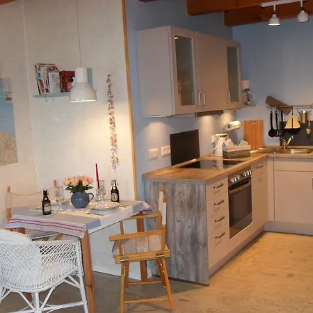 Ostseeurlaub-asmussen 아파트 *